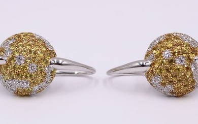 JEWELRY. Pair of 18kt Gold, Diamond and Sapphire