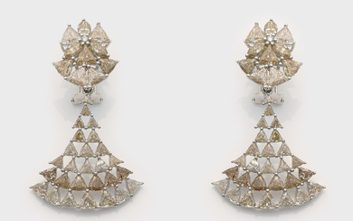 Paar elegante Fancy Diamant-Chandeliers