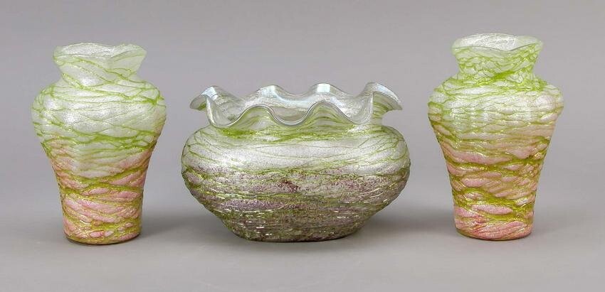 Pair of oval bowls and vases