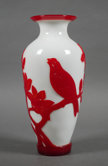 Peking Glass Cameo Vase, Red on White
