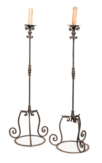 RARE PAIR OF TALL FLOOR CANDLESTICKS IN WROUGHT IRON - 16TH-17TH CENTURY