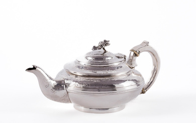 Richard Pearce & George Burrows | GEORGE IV SILVER TEAPOT WITH FLORAL KNOB