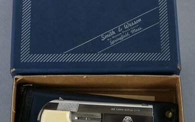 SMITH AND WESSON MODEL 61-2 .22LR PISTOL WITH BOX