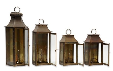 Set of Four Large Outdoor Brass Gas Lanterns, 20th c., with ring surmounts, Tallest- H.- 25 in., W.