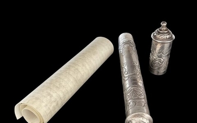 Silver scroll house, flower engraving with incense fattening Weight: 100 gr.