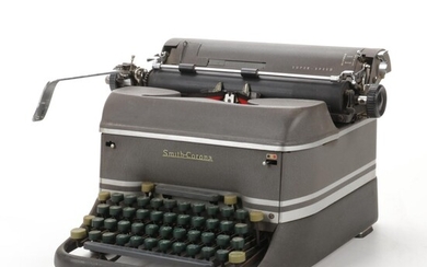 Smith-Corona Super Speed Manual Typewriter
