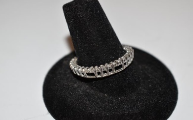 Vintage Sterling Silver rhinestone Ring size 9