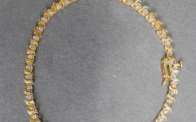 10-Karat Yellow-Gold and Diamond Bracelet, 2.7 gross dwt, Length: 7 in