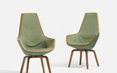 Arne Jacobsen, pair of Giraffe chair, SAS Royal Hotel