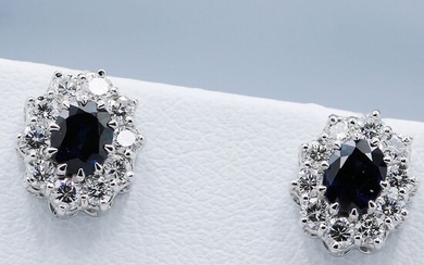 18 kt. White gold - Earrings - 0.58 ct Sapphire - Diamonds
