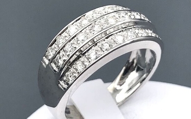 18 kt. White gold - Ring - 0.54 ct Diamond