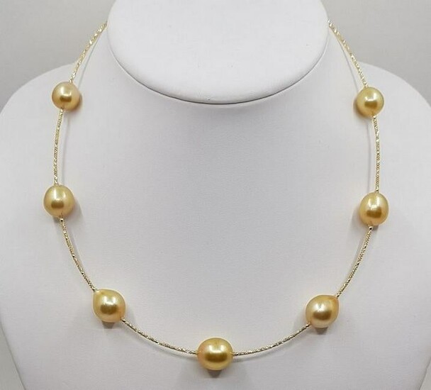18 kt. Yellow Gold - 11x13mm Golden South Sea Pearls