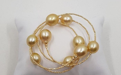 18 kt. Yellow gold - 11x12mm Golden South Sea Pearls