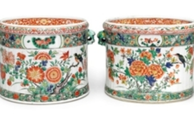 A PAIR OF MOLDED FAMILLE VERTE WINE COOLERS, KANGXI PERIOD (1662-1722)