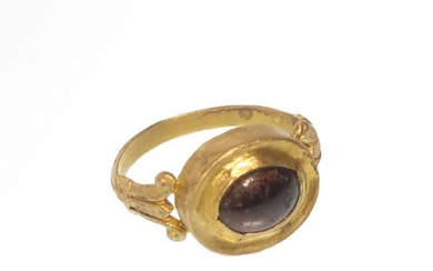 Roman Gold Ring with Cabochon Garnet, c. 2nd century