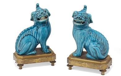 A PAIR OF TURQUOISE-GLAZED FIGURES OF LUDUAN, 18TH-19TH CENTURY