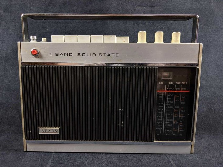 1960s Sears 2278 4 Band Solid State Radio