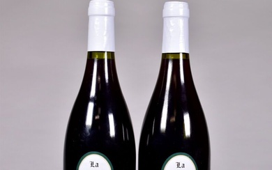 2 bouteilles, Gevrey-Chambertin, Domaine Marey, La Justice, 2001.