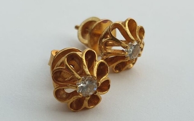 22 kt. Yellow gold - Earrings - 0.25 ct Diamond - Diamond