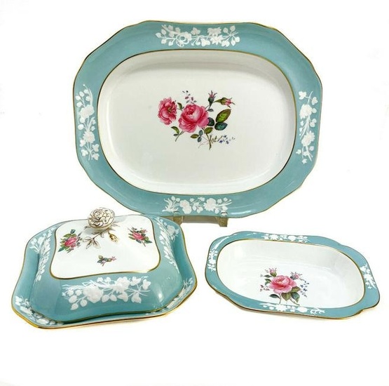 3 Piece Copeland Spode Porcelain Serving Pieces in Old Rose, 20th Century