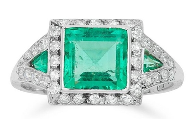 ANTIQUE COLOMBIAN EMERALD AND DIAMOND RING in Art Deco