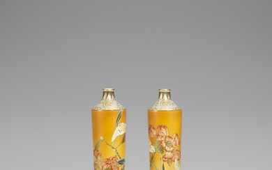 A pair of Taizan vases. Kyoto. Late 19th century
