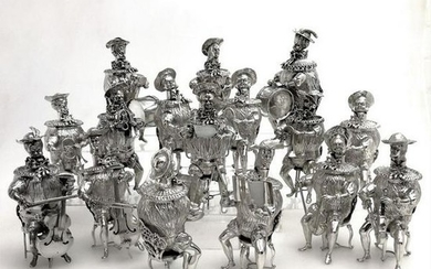 SET OF 16 SOLID SILVER MUSICIAN MODELS TABLE FIGURES