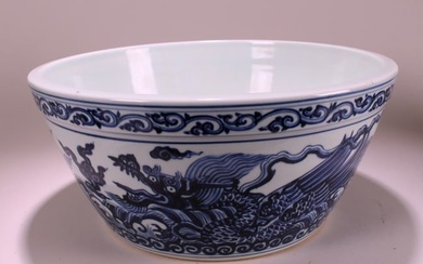 A Chinese Massive Blue and White Dragon-decorating Porcelain Fortune Bowl