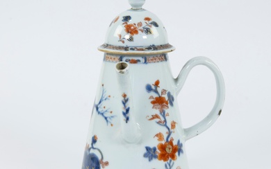 A Chinese porcelain Imari chocolat pot and lid decorated with flowering peonies, a bird on a branch and peaches, Kangxi period