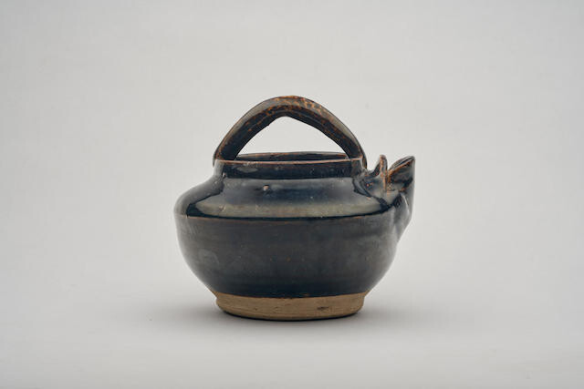 A Jizhou black-glaze handled pot