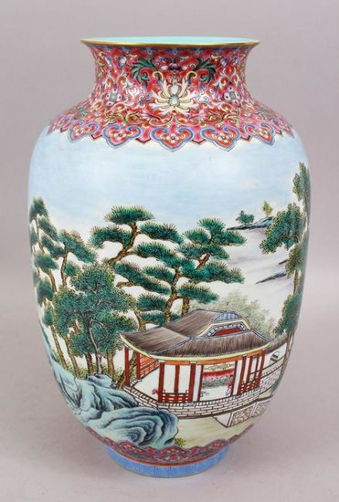 A LARGE CHINESE REPUBLICAN STYLE FAMILLE ROSE PORCELAIN