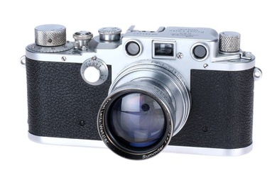 A Leica IIIc Rangefinder Camera
