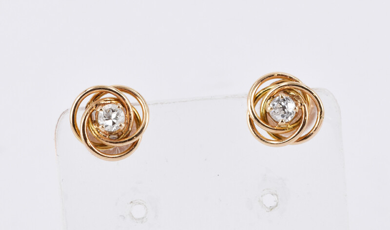A PAIR OF EAR STUDS