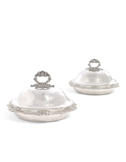 A PAIR OF GEORGE III SILVER ENTREE-DISHES, MARK OF PAUL STORR, LONDON, 1809