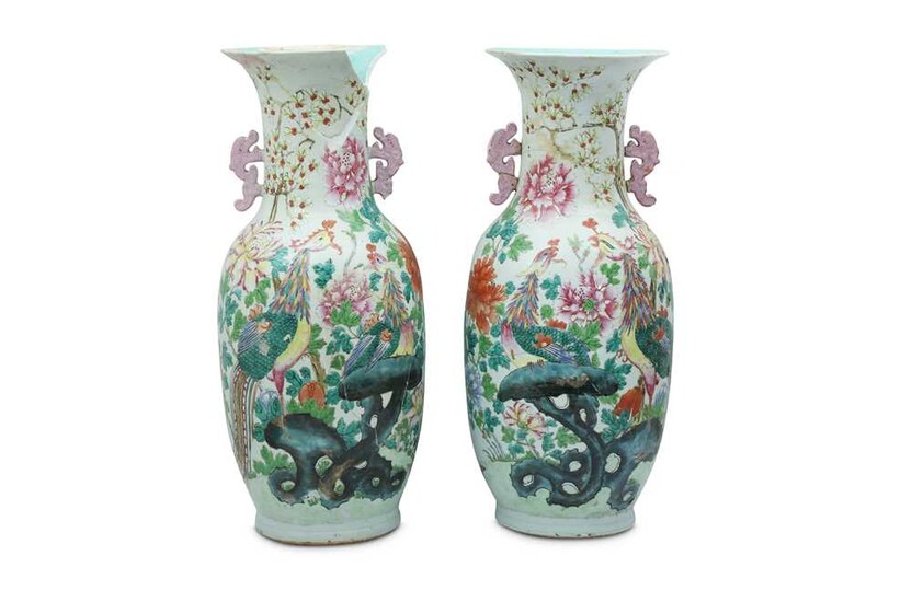 A PAIR OF LARGE CHINESE FAMILLE ROSE 'PHOENIX' VASES.