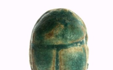 Ancient Egyptian Steatite with glaze residues Scarab with bluish glaze remains - 5×7×11 mm - (1)