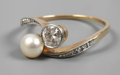 Bague pour femme avec diamant et perle vers 1920, or blanc et jaune testé 585/1000,...
