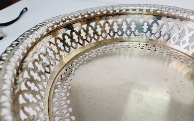 Basket - .833 silver - geometric motifs - Portugal - Mid 20th century