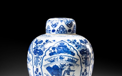 CHINE - Epoque KANGXI(1662 - 1722) Pot à gingembre en porcelaine décorée en bleu sous...
