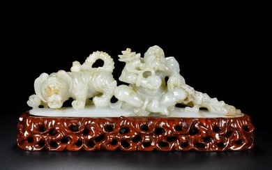 Chinese Qing Dynasty White Hetian Jade Buddhism Arhat & Tiger Statue