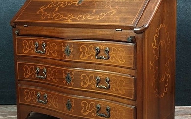 Curved scriban chest of drawers in marquetry