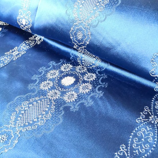 Damask bedspread. Vintage, baroque. - Cotton, Silk - 1920-1949
