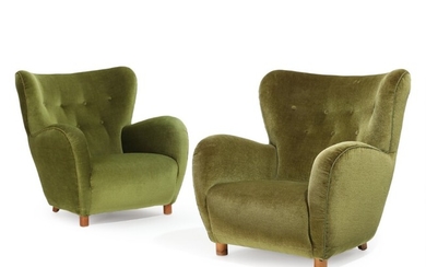 Danish furniture design: A pair of organic shaped easy chairs, upholstered with back fitted green and olive green velour, round beech front legs. 1930–40s. (2)