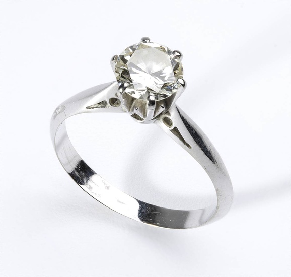 Diamond gold ring 18k white gold, set with diamond....