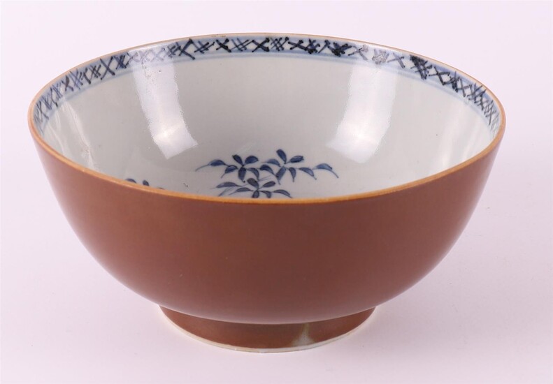 (-), A blue and white porcelain capucine bowl,...