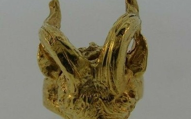 GROOVY 18k Yellow Gold Ram Ring