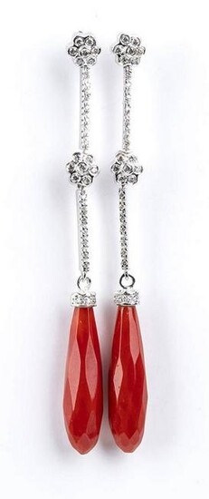 Gold, Mediterranean coral and diamonds earrings