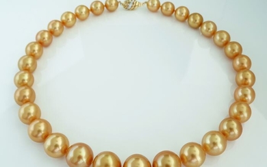 HS Jewellery - Golden South Sea Pearls, Natural Golden Saturation AAA Huge 12.04 X 15.37 mm - 18 kt. Gold - Necklace - Diamonds, No Reserve Price