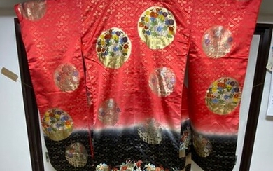 Kimono, wedding Uchikake - Cotton, Satin, Silk - Bride wears - Dreamland and flowers - Japan - Mid 20th century
