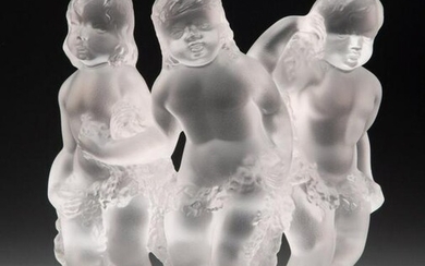 Lalique Frosted Glass Luxembourg Sculpture, post